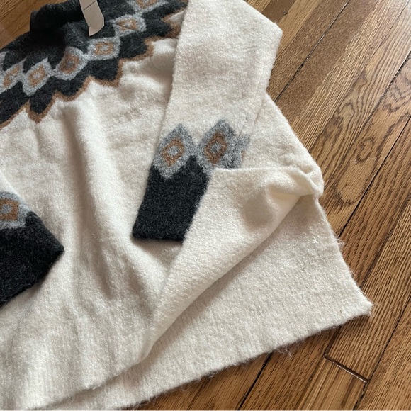 A&F thick oversized ski sweater XS nwt - Picture 2 of 8